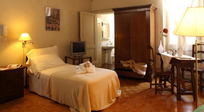 Residence In Centro Mantova Room photo