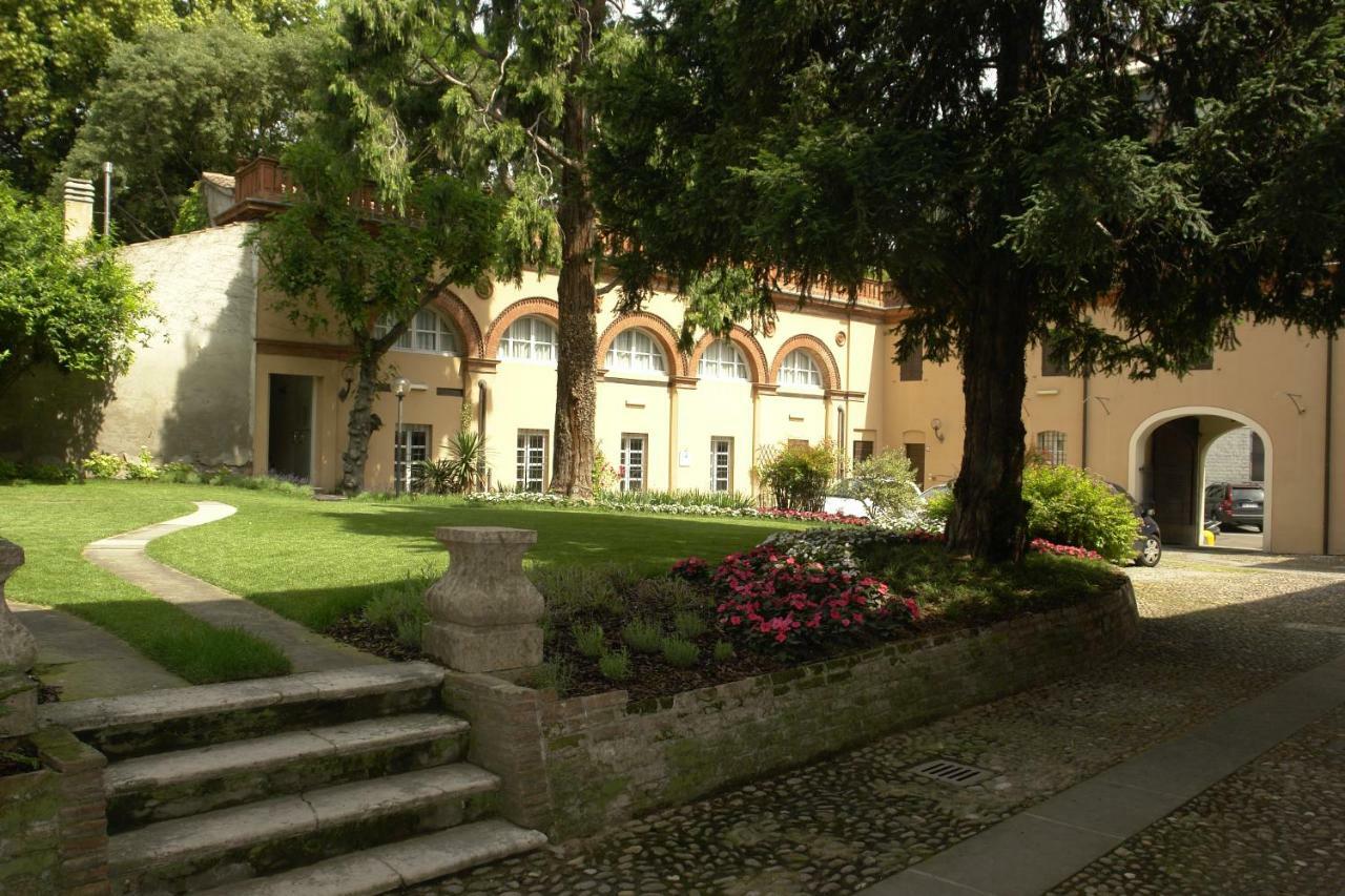 Residence In Centro Mantova Exterior photo